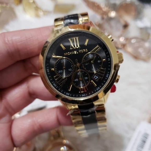 Michael Kors Watch - Picture 4 of 5